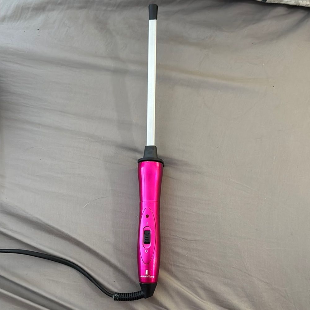 Hot Pink Curling Wand